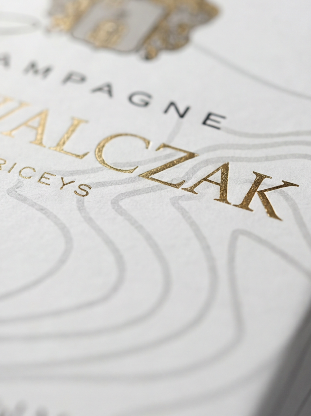White Champagne Mancave Gift Box for 1 Bottle