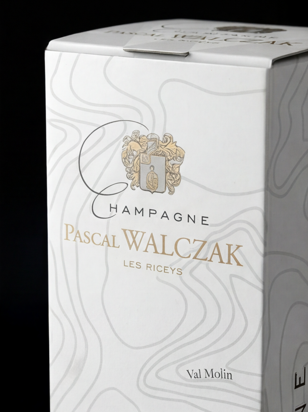 White Champagne Mancave Gift Box for 1 Bottle