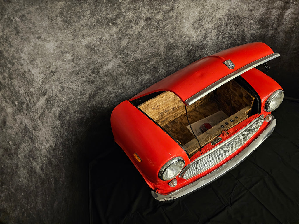 Austin Mini Bar – Autofurnitur aus Original-Oldtimerfront – Swiss Made Unikat