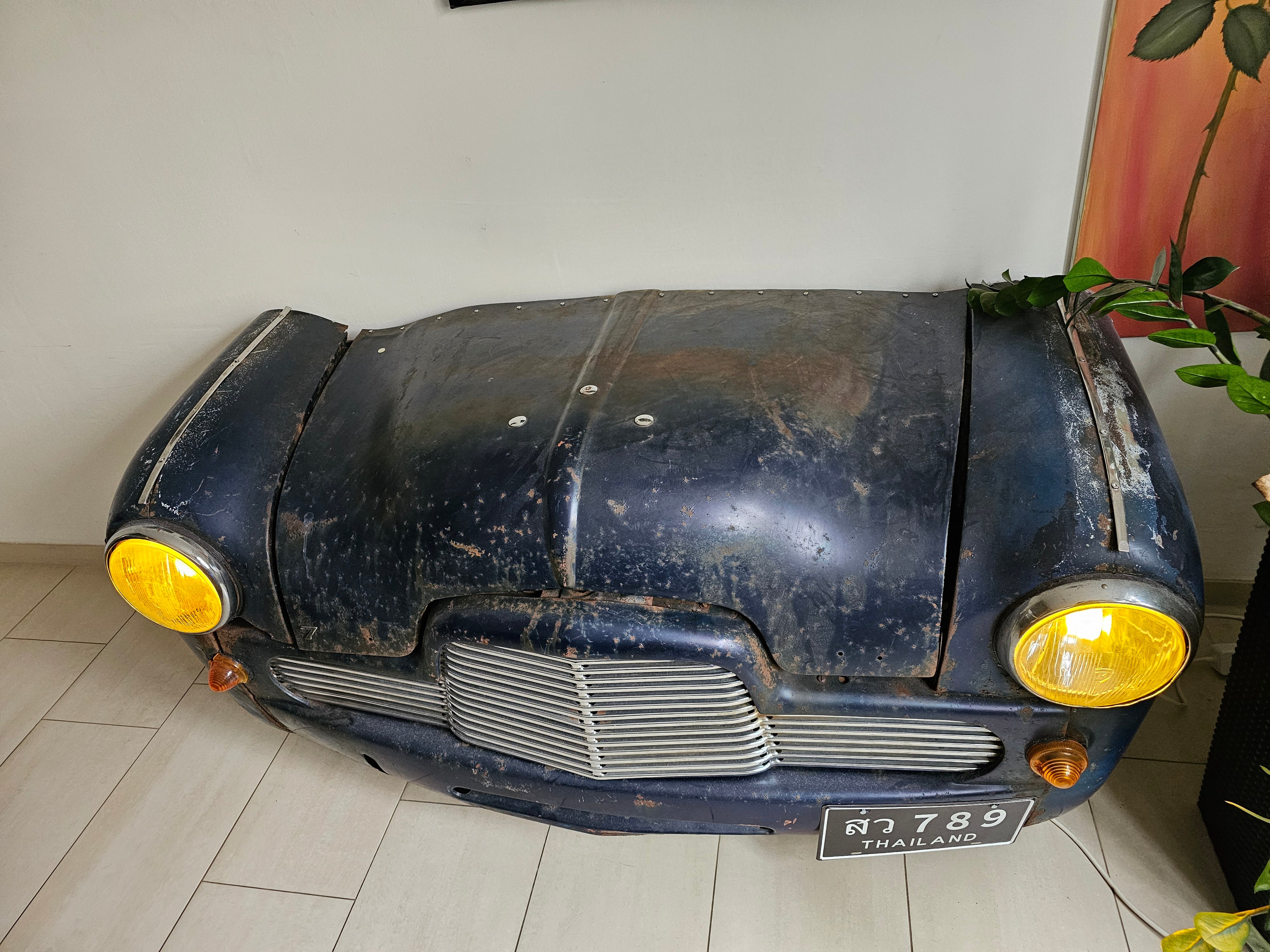 Ford Zephyr Front Bar | Mancave Classic