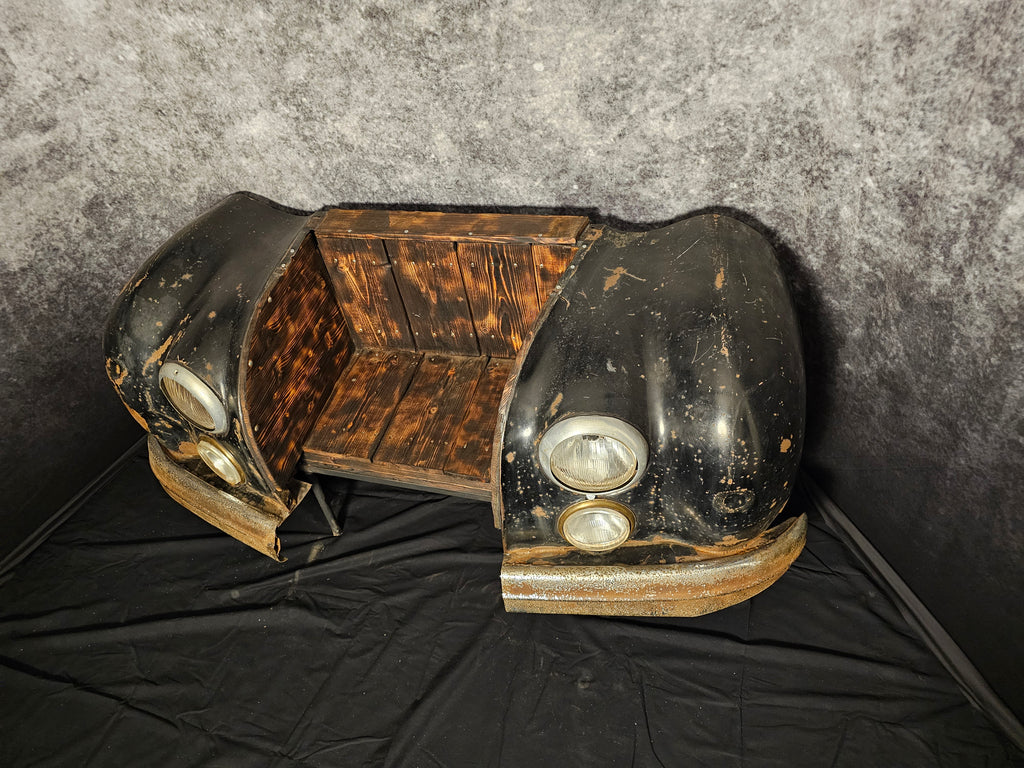 Hotchkiss Autosofa – Rustic Car Furniture Made from Original Front | Swiss Made Unique Piece