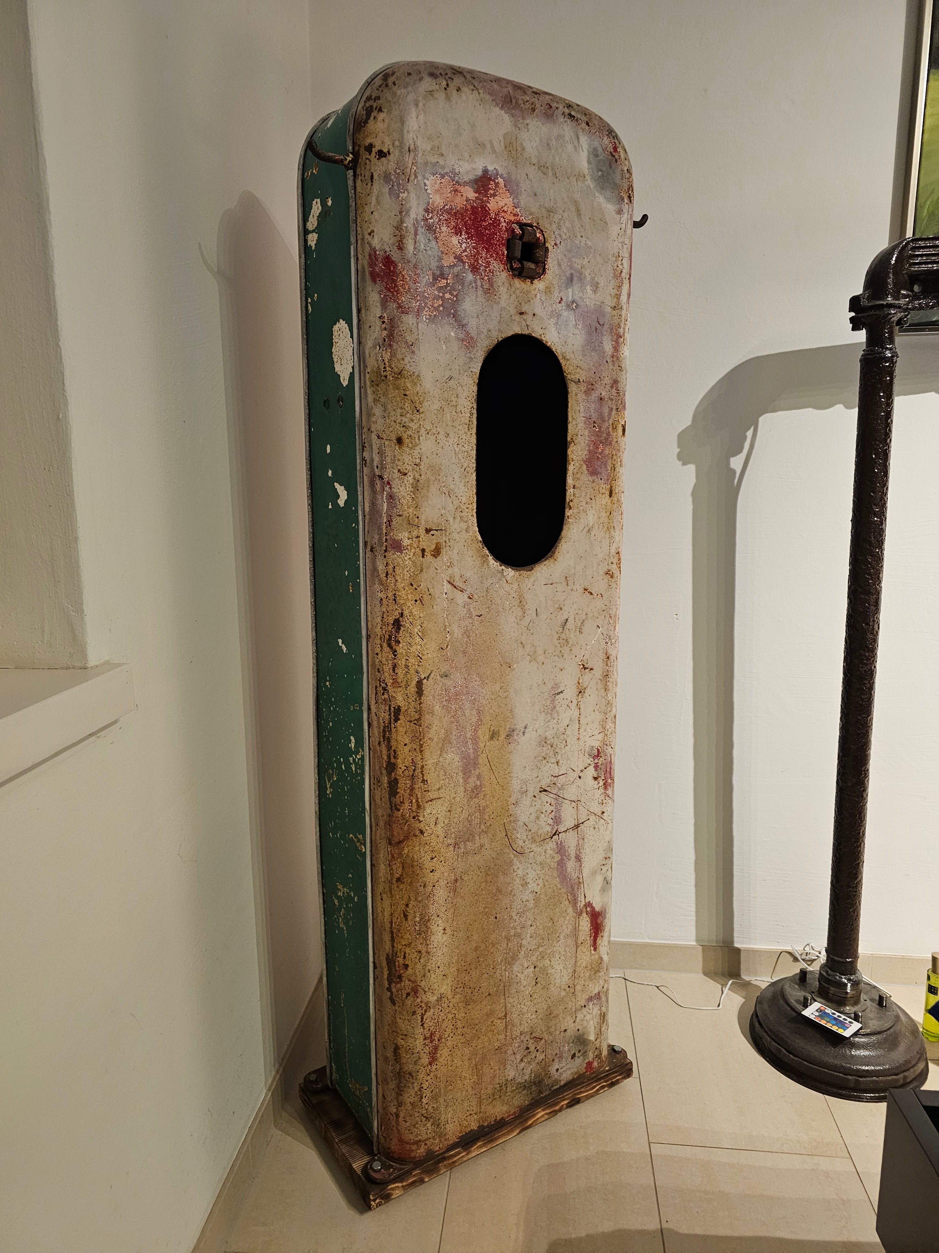 1950s Air Station gas pump | Mancave Classic